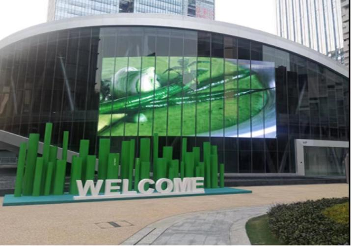 2024最有潛力的產(chǎn)品 ——LED貼屏膜(圖1) 11111111.png